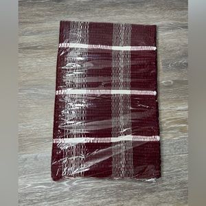 Brand New- Decocrated Accent Rug